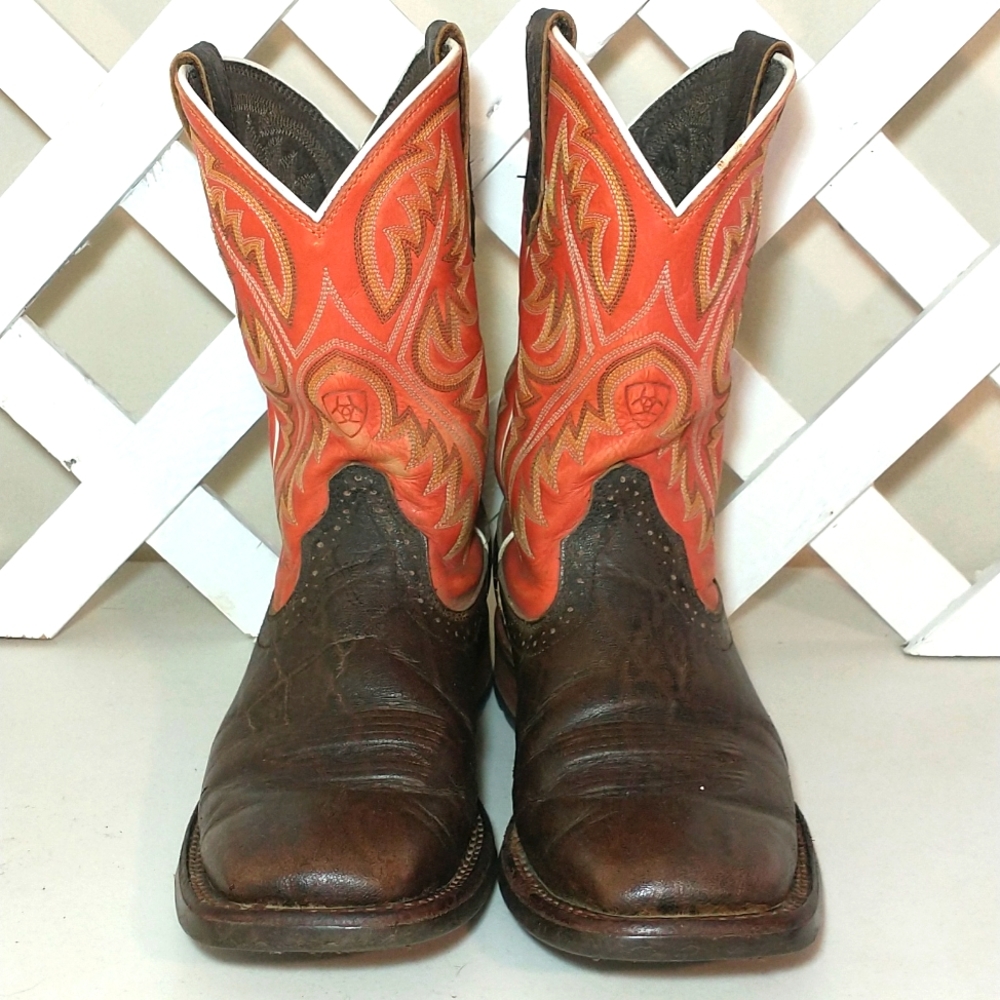 Ariat boy cowboy boots size 7D